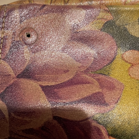 MAURIZIO TAIUTI Large Floral Leather Purse - Picture 5 of 14